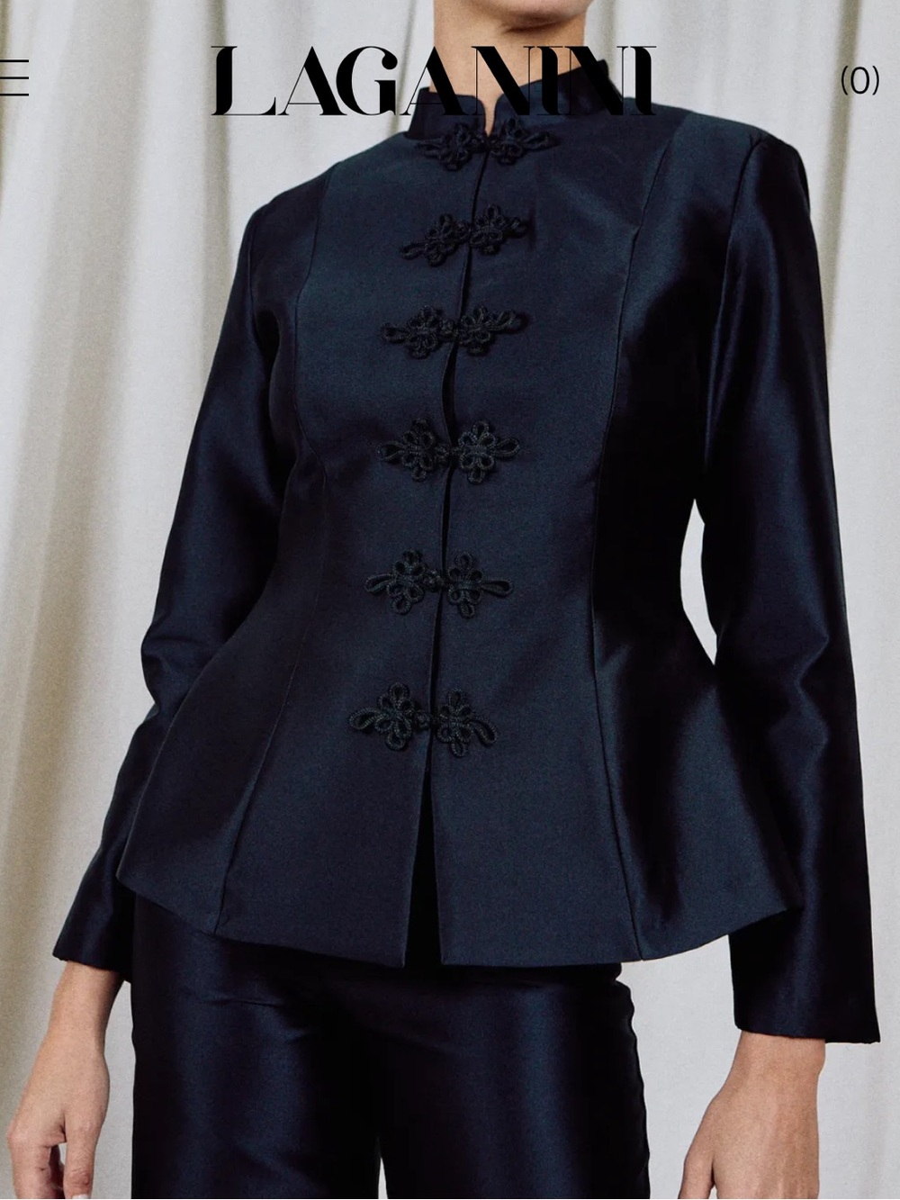 Laganini Studio — Chaqueta Shanghai Black — Size M